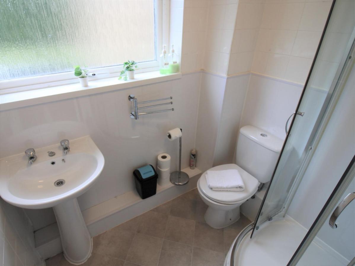 Hamilton House -3 Bed Close To Town, Drive Parking, 2 Toilets Newcastle upon Tyne Exterior photo